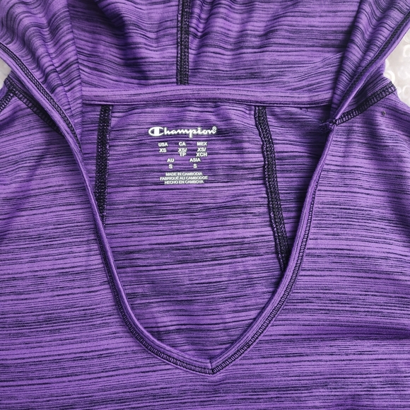 Champion Women’s Light Purple Hoodie Top XS  Performance Gym Sporty Gorpcore Run - Picture 6 of 12